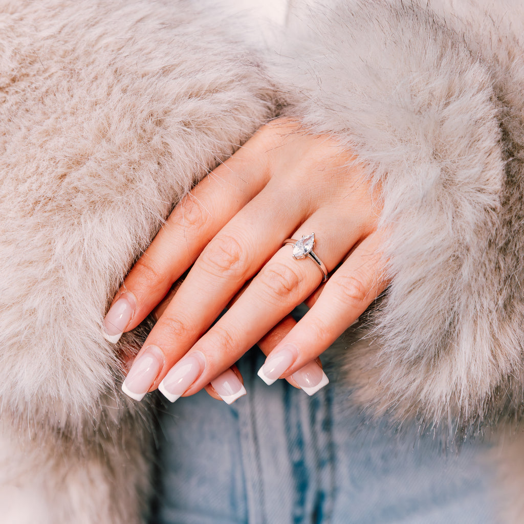 Lira – Marquise Cut Solitaire Ring